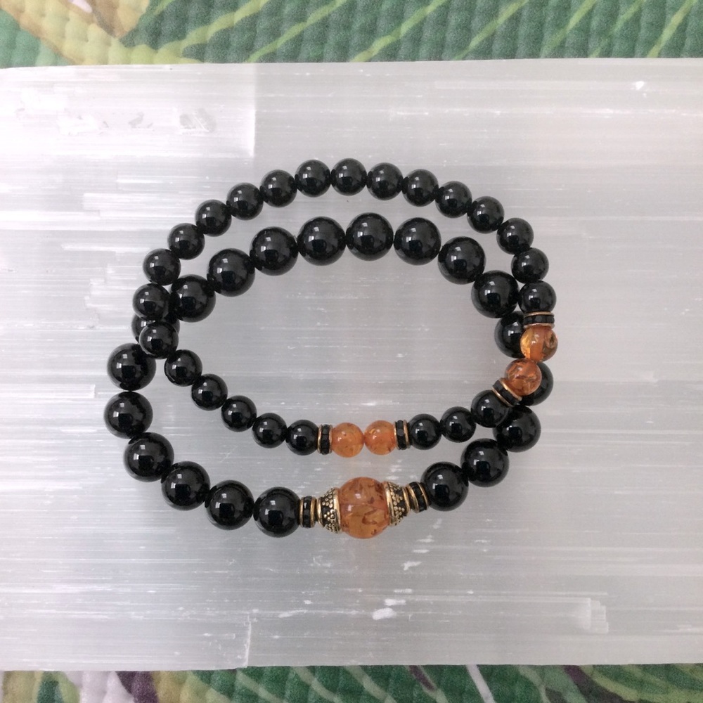 Set of 2 Baltic Amber/Black Onyx Gemstone Bracelet